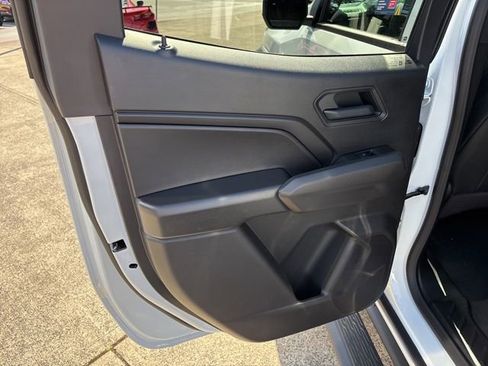 New 2026 Chevrolet Colorado Trail Boss AWD/4WD image 32