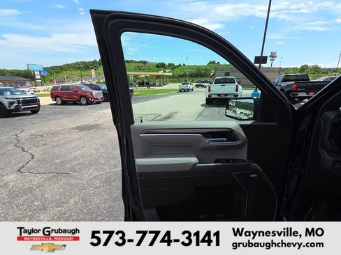 New 2026 Chevrolet Silverado 1500 RST w/ Convenience Package II AWD/4WD image 13