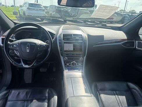 Used 2017 Lincoln MKZ Reserve AWD/4WD image 12