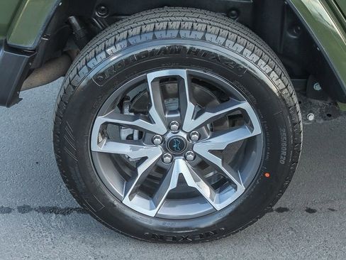Used 2024 Jeep Wrangler Unlimited w/ Convenience Group AWD/4WD image 11