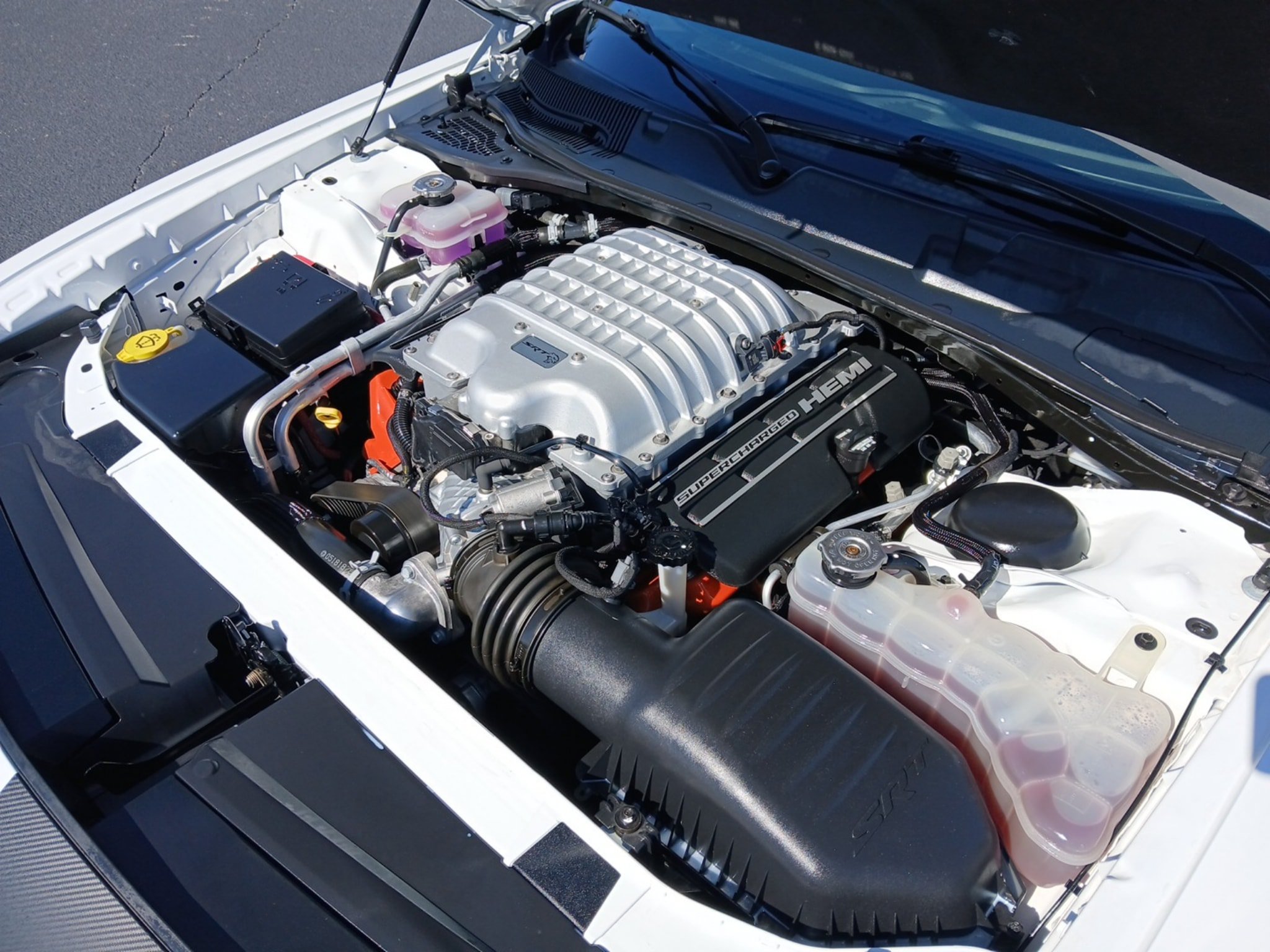Used 2018 Dodge Challenger SRT Hellcat RWD image 32