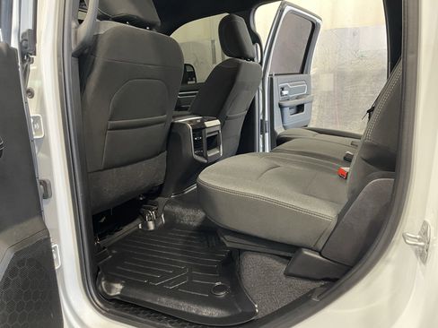 Used 2022 RAM 2500 Big Horn w/ Level A Equipment Group image 15