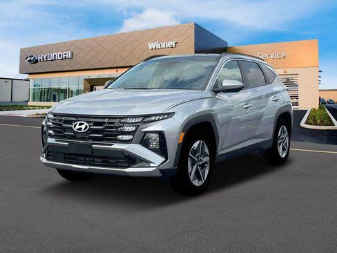 New 2025 Hyundai Tucson SEL image 1