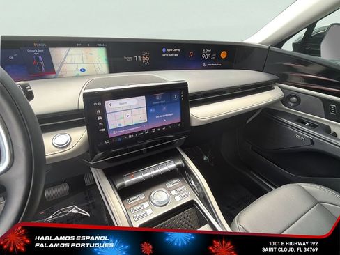 Used 2024 Lincoln Nautilus Premier w/ Equipment Group 102A AWD/4WD image 19