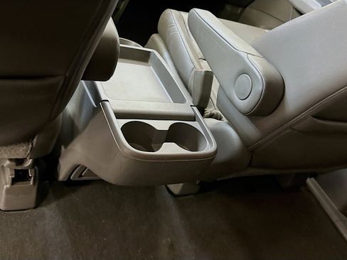 Used 2016 Honda Odyssey Touring Elite image 29