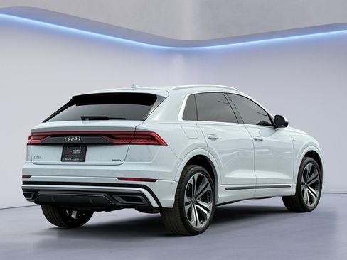 Used 2022 Audi Q8 Premium Plus image 6