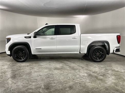 Used 2026 GMC Sierra 1500 Elevation image 5