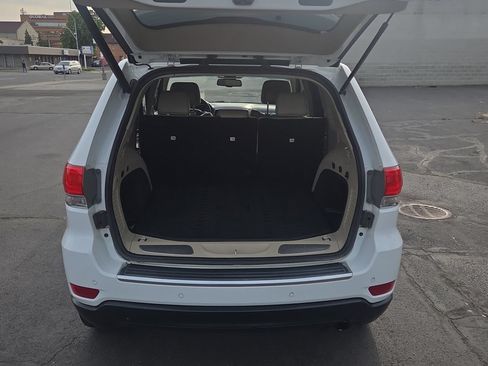 Used 2015 Jeep Grand Cherokee Limited AWD/4WD image 17