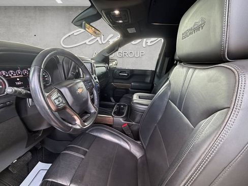 Used 2020 Chevrolet Silverado 1500 High Country w/ Technology Package AWD/4WD image 24