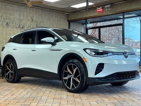 Used 2023 Volkswagen ID.4 Pro S image 9