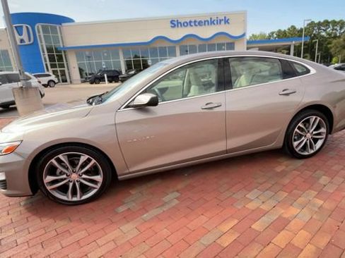 Used 2024 Chevrolet Malibu LT FWD image 6