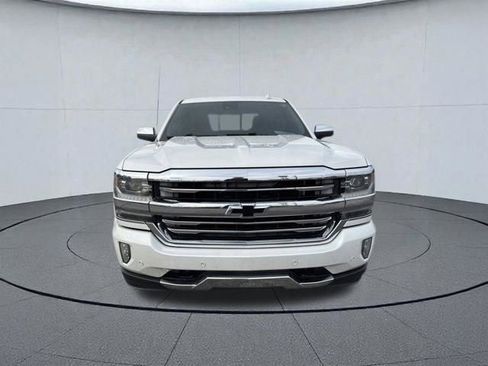 Used 2016 Chevrolet Silverado 1500 High Country w/ High Country Premium Package AWD/4WD image 9