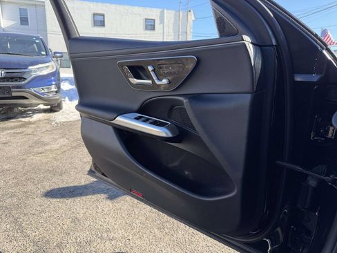 Used 2024 Mercedes-Benz E 350 4MATIC Sedan image 25