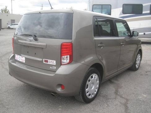 Used 2012 Scion xB image 5