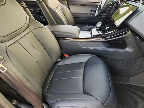 New 2025 Land Rover Range Rover Sport Dynamic SE image 10