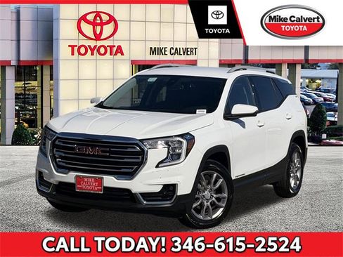 Used 2024 GMC Terrain SLT image 1