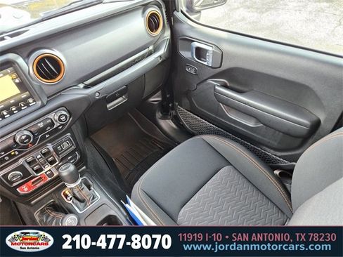 Used 2021 Jeep Gladiator Mojave image 15