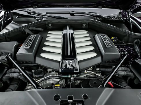 Used 2020 Rolls-Royce Wraith image 17
