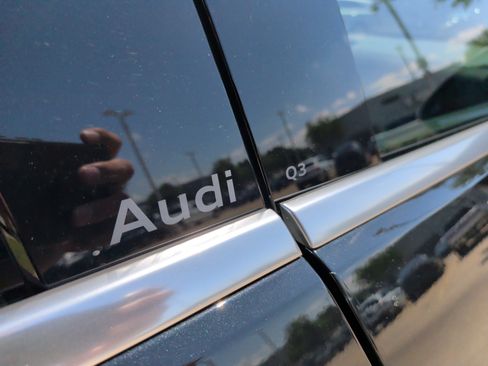 Used 2026 Audi Q3 quattro 2.0T AWD/4WD image 36