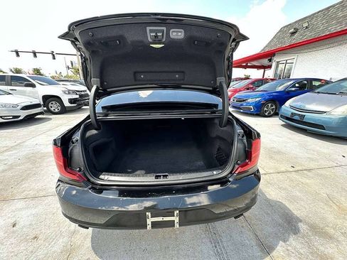 Used 2018 Volvo S90 T5 Momentum w/ Convenience Package FWD image 10