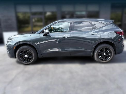 Used 2020 Chevrolet Blazer LT FWD image 2