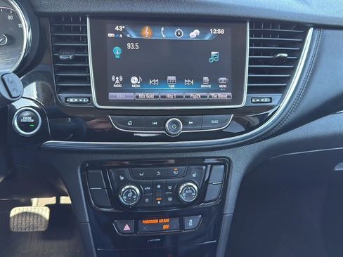 Used 2018 Buick Encore Essence image 18