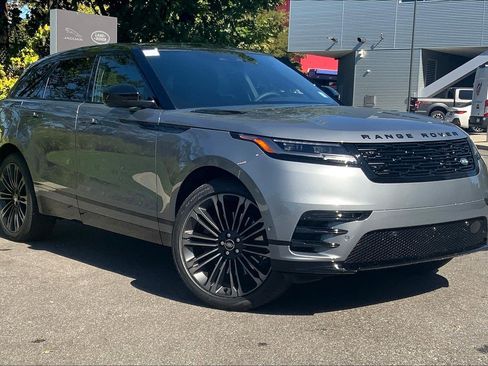 New 2026 Land Rover Range Rover Velar Dynamic SE image 2