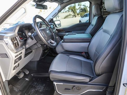 Used 2022 Ford F150 Lariat w/ Max Trailer Tow Package image 17