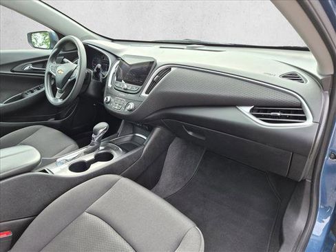 Used 2024 Chevrolet Malibu LT FWD image 22