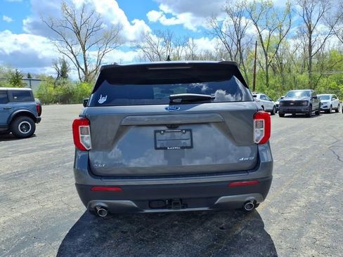 Used 2023 Ford Explorer XLT w/ Equipment Group 202A AWD/4WD image 6