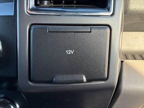 Used 2020 Ford F150 XLT image 41