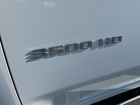 Used 2024 Chevrolet Silverado 3500 LT image 13