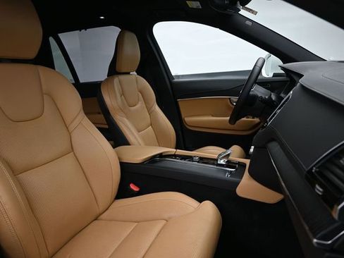 Used 2023 Volvo XC90 T8 Ultimate w/ Protection Package image 36