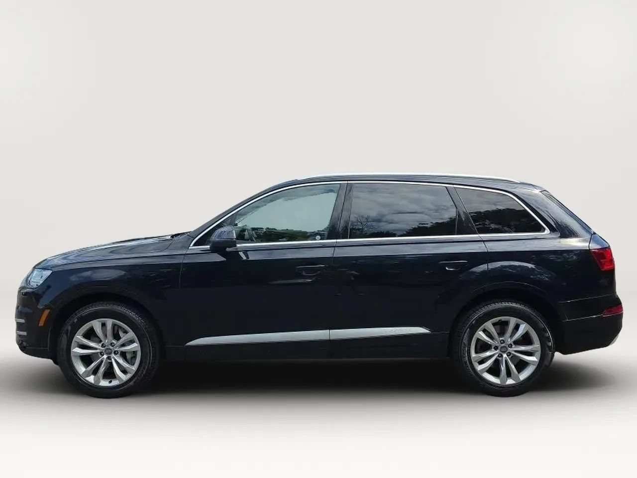 Used 2017 Audi Q7 3.0T Premium Plus AWD/4WD image 5