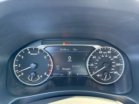 Used 2022 Nissan Altima 2.5 SV FWD image 15