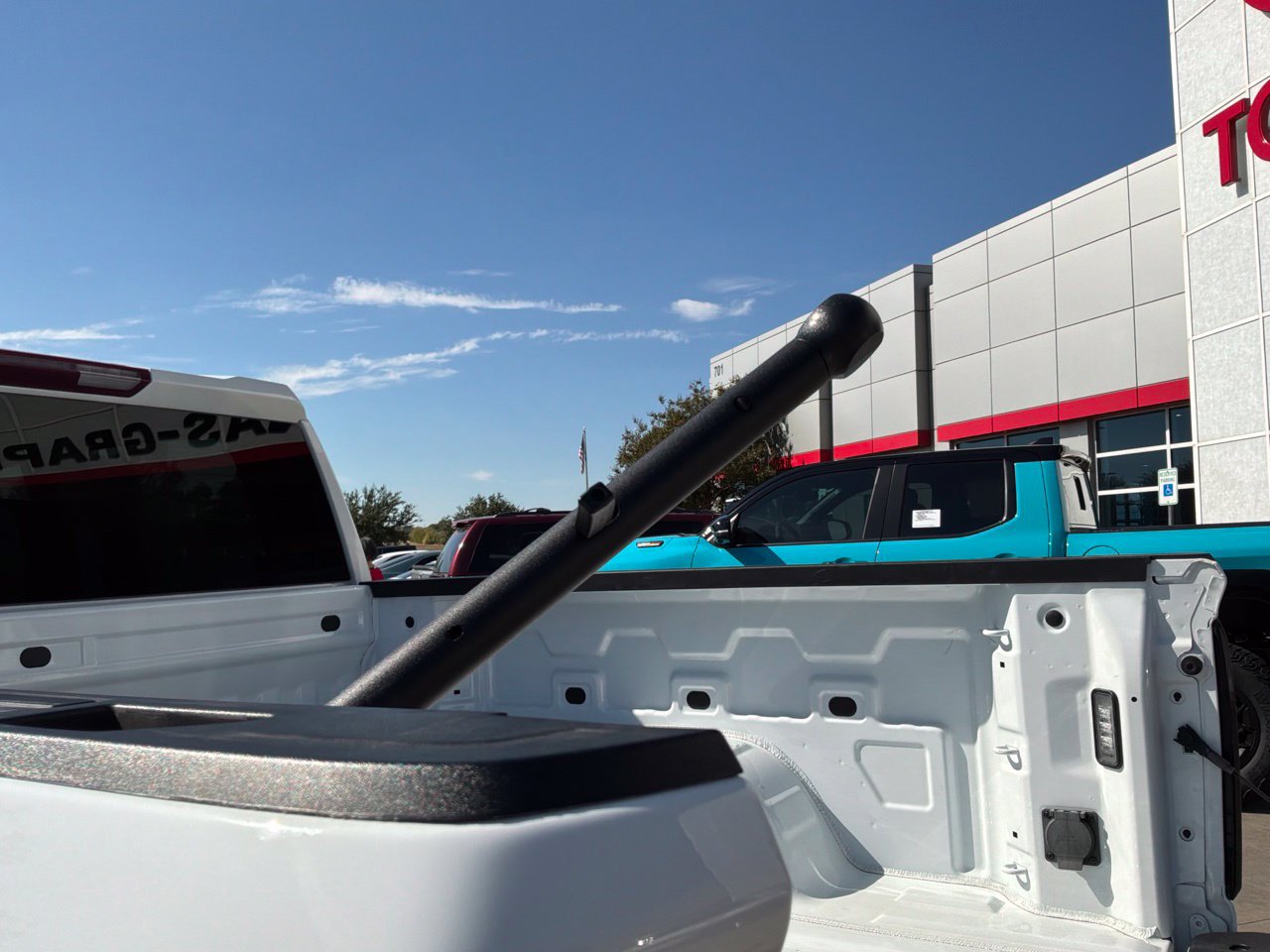 Used 2024 GMC Sierra 1500 Elevation AWD/4WD image 14
