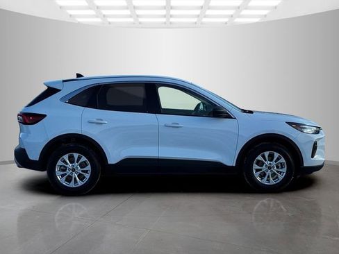 Used 2023 Ford Escape Active w/ Tech Pack #1 image 8