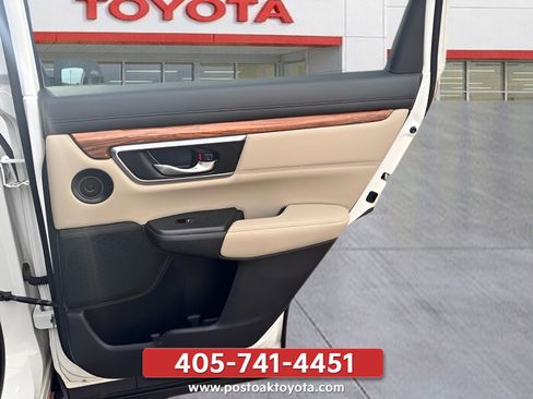 Used 2017 Honda CR-V Touring image 23