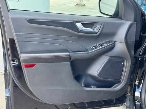 Used 2024 Ford Escape ST-Line FWD image 17