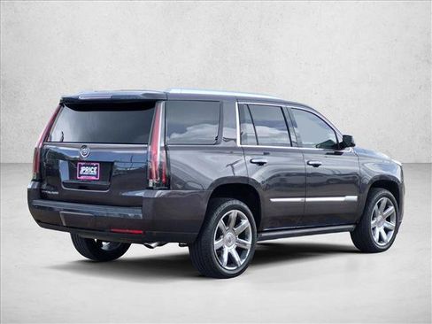 Used 2015 Cadillac Escalade Premium RWD image 5