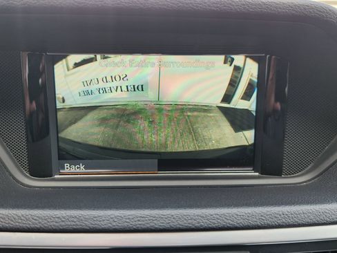 Used 2011 Mercedes-Benz E 350 BlueTEC Sedan image 17