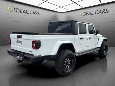 Used 2020 Jeep Gladiator Overland w/ LED Lighting Group AWD/4WD image 5