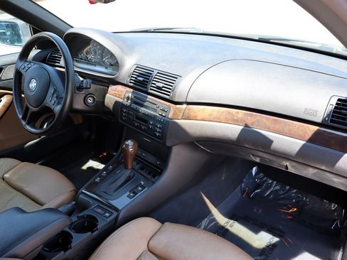 Used 2004 BMW 325Ci Convertible RWD image 23
