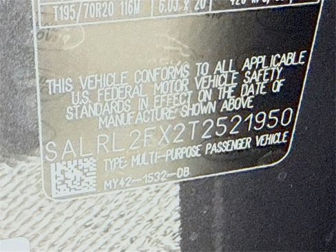 New 2026 Land Rover Discovery Dynamic SE image 34