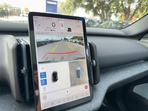 New 2026 Volvo EX30 Ultra w/ Climate Package image 20