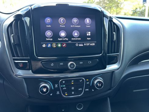 Used 2020 Chevrolet Traverse LT image 26