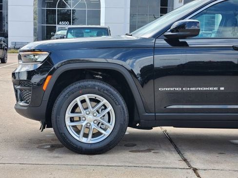 New 2026 Jeep Grand Cherokee Laredo X AWD/4WD image 6