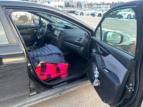 Used 2023 Subaru Impreza 2.0i Sport image 18