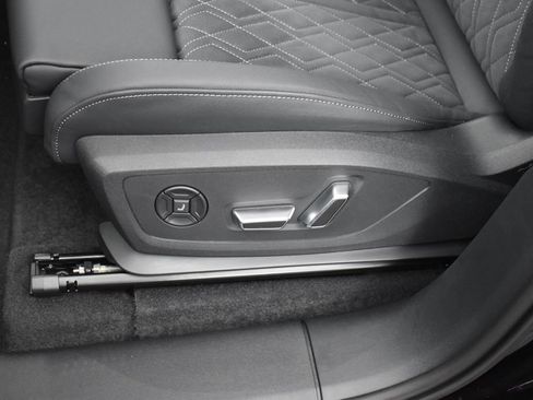 New 2027 Audi SQ6 e-tron Premium Plus AWD/4WD image 7