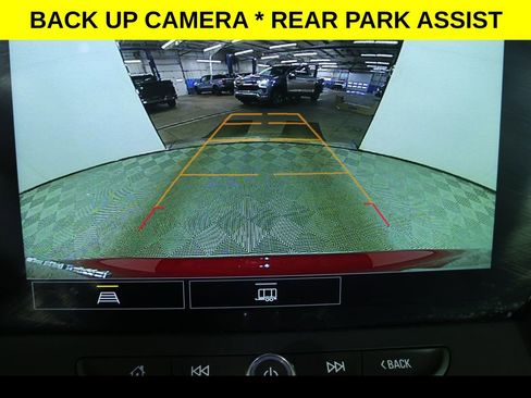 Used 2023 Chevrolet Blazer LT image 9